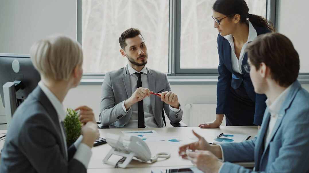 ai in business meeting